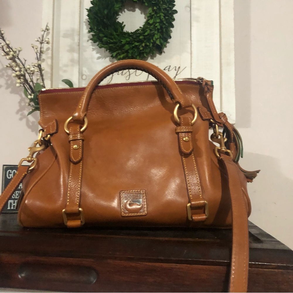 Dooney & Bourke large Florentine satchel